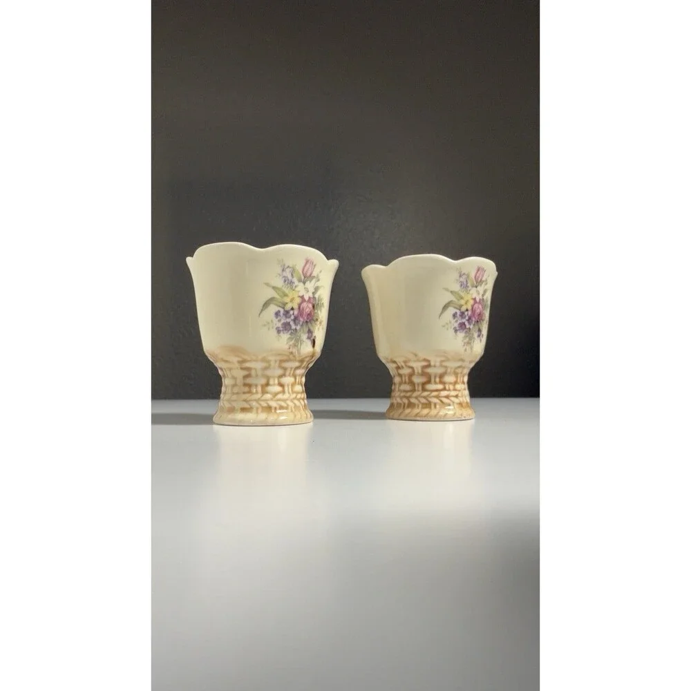 Easter Egg Cup Set Basket Weave Vintage Easter Bunny Scalloped Edge